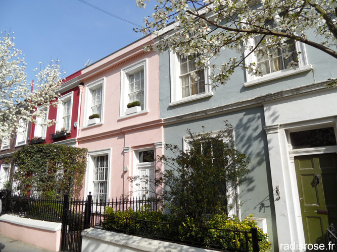 Portobello road Notting Hill week end à Londres par radis rose