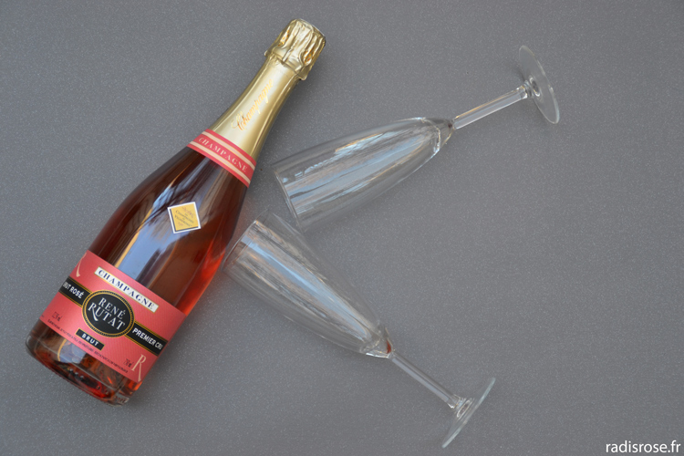 L'instant Champagne, une boutique éphémère des Champagnes de Vignerons par radis rose