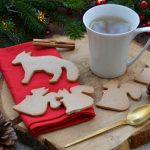 Sablés de noël à la cannelle par radis rose Magie de Noël dans les cuisines du château de Chenonceau par radis rose #Noël #recettenoël #recettenoel #recette #biscuits #cannelle