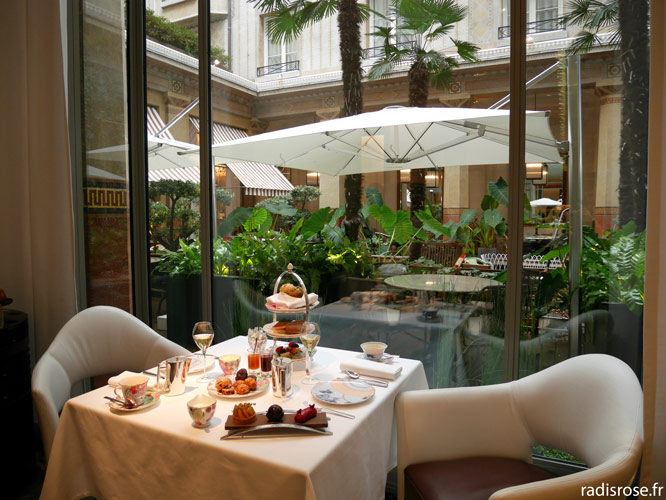 Tea time à l'hôtel Prince de Galles par Nicolas Piacello à Paris par radis rose blog recettes faciles