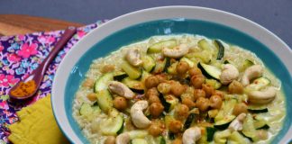 Recette végétarienne Curry de pois chiche au lait de coco et courgette par radis rose blog cuisine