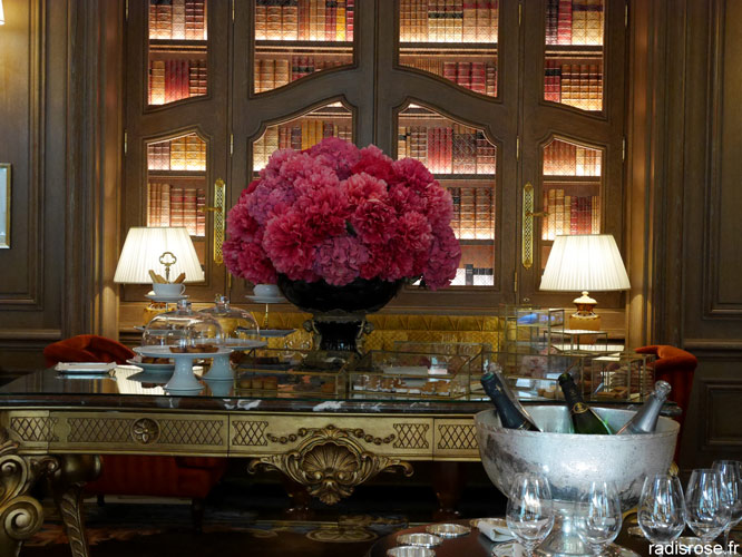 Tea time au Ritz Paris #ritz #hotelritz #paris #the #patisserie