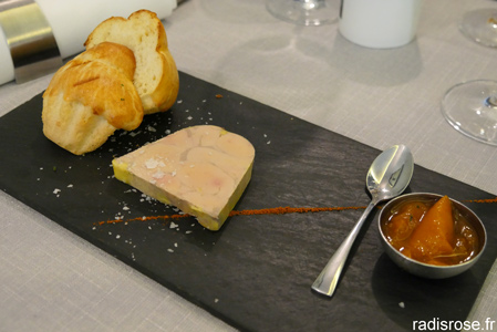 Restaurant Le 4 à Mulhouse par radis rose #mulhouse #alsace