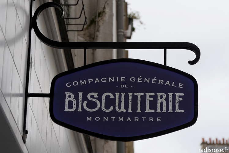 Compagnie Générale de Biscuiterie à Montmartre par radis rose #biscuits #paris #france