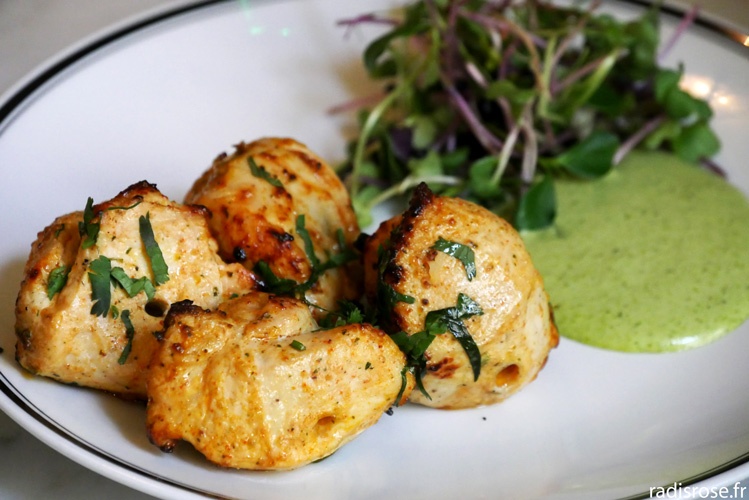 Desi Road, restaurant indien à Paris qui revisite la street food indienne, poulet amande