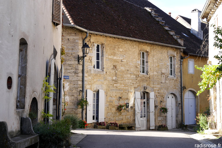 visite de Château-Chalon Plus Beaux Villages de France dans le Jura