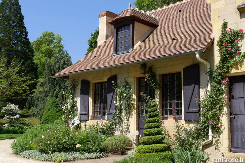 maison, Le parc floral d’Apremont-sur-Allier, jardin remarquable dans le Berry