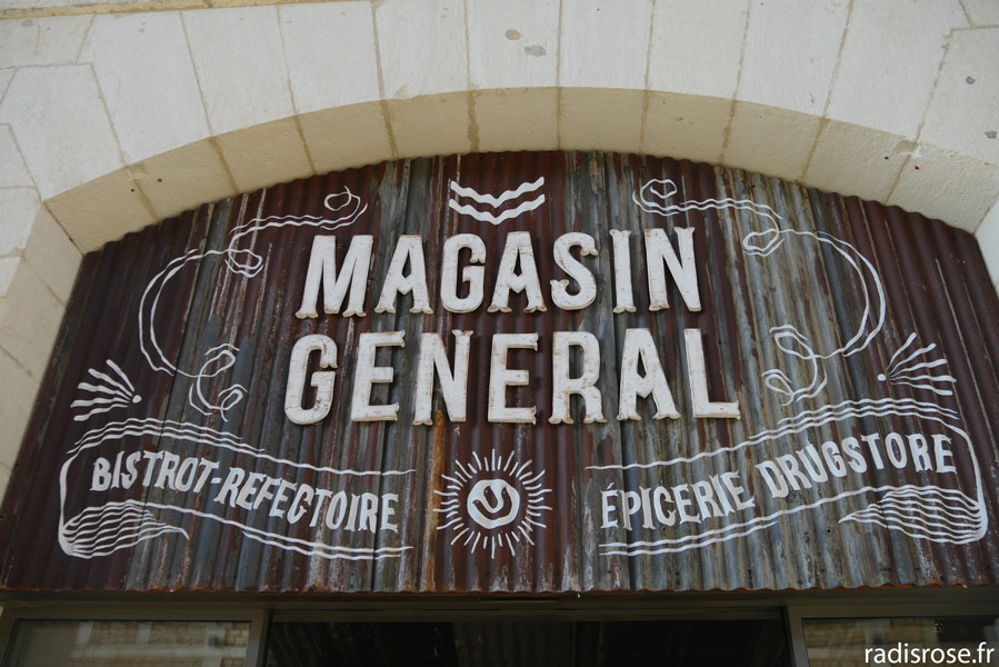 Restaurant epicerie Magasin general, Darwin Eco-Système, lieu insolite à Bordeaux