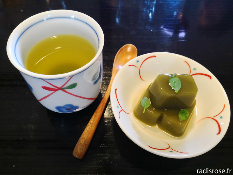 Gelée matcha agar agar basilic, Déjeuner à la table d’hôtes d’Asafumi Yamashita, le maraîcher des chefs