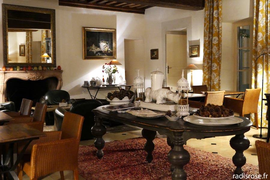 salon, Villa Louise, hôtel de charme à Aloxe-Corton près de Beaune en Bourgogne
