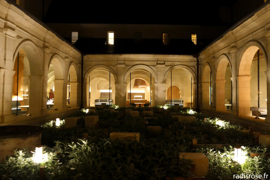 Visite de l'Abbaye Royale de Fontevraud la nuit