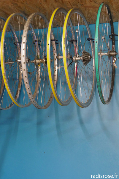 La Route des Savoir-Faire de l’Oisans, La Bicicletta, cycles vintage au Bourg-d'Oisans, pièces détachées
