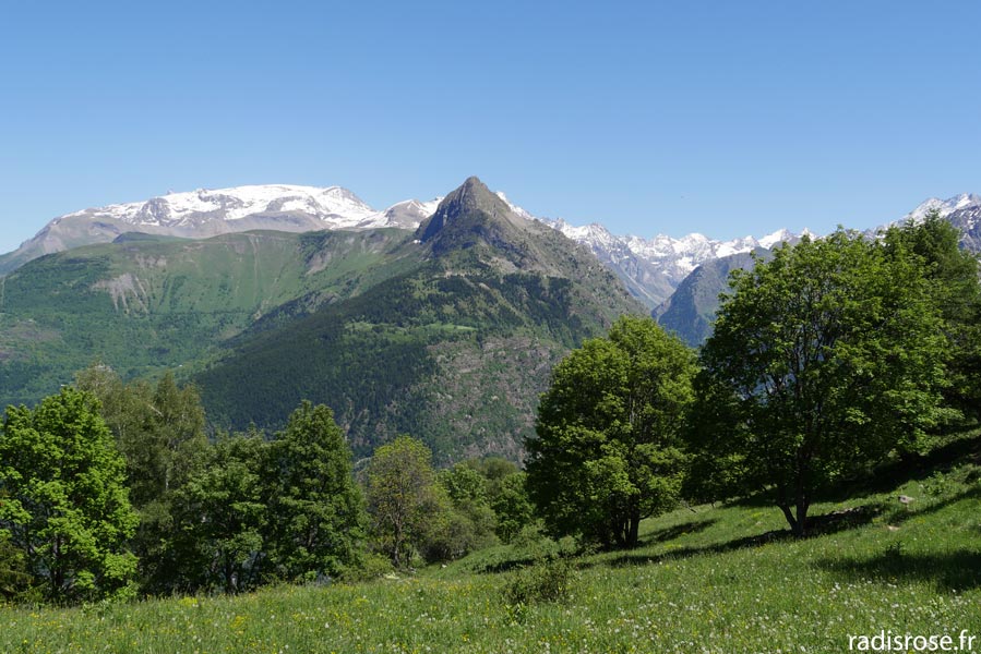 Slow tourisme en Oisans dans les Alpes