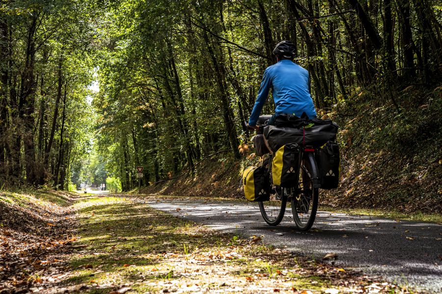 Idées de vacances à la campagne en France, La Scandibérique, une aventure à vélo du nord au sud de la France