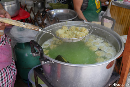 street food à Wang Lang Market, Marchés à visiter à Bangkok en Thaïlande