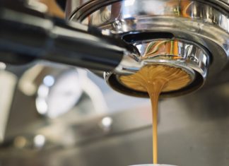 Les avantages d’utiliser une machine à café à grains